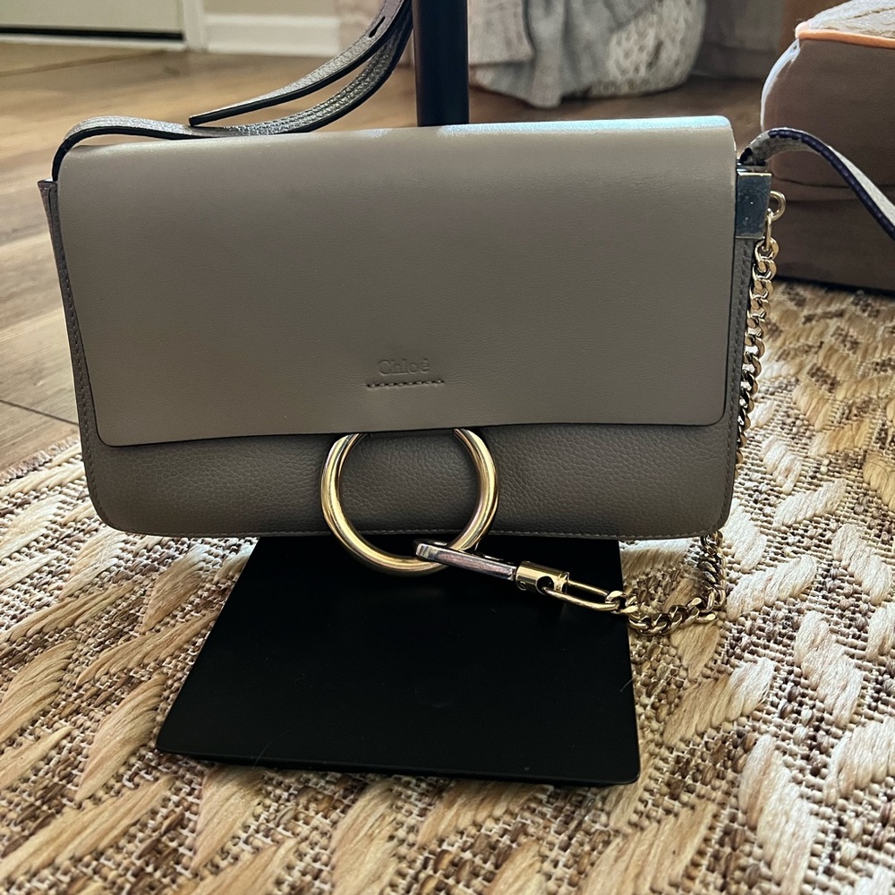 CHLOE  Grained Calfskin Lambskin Small Faye Shoulder Bag Motty Grey